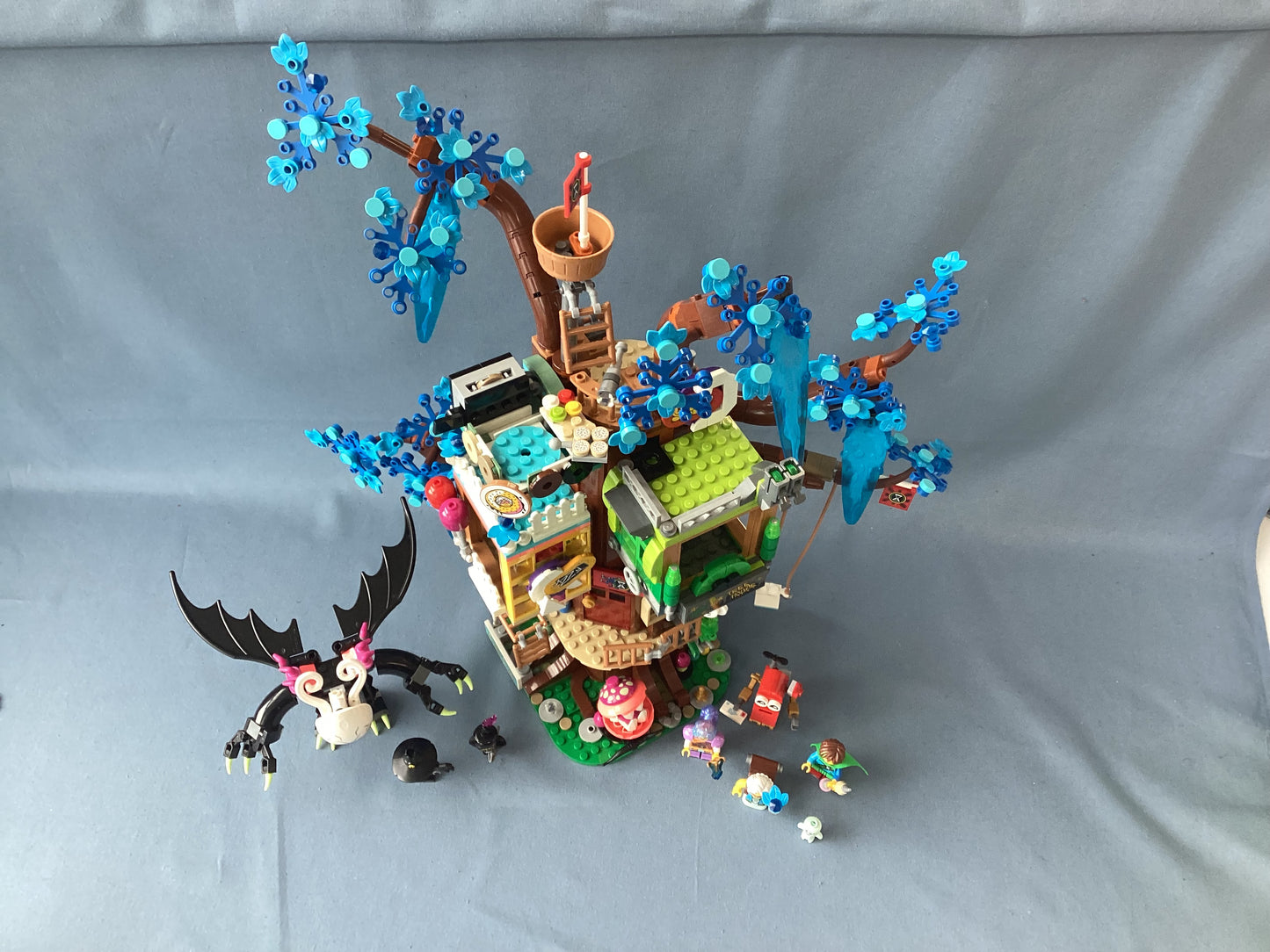 LEGO Dreamzzz. Fantastical Tree House. 71461. (used)