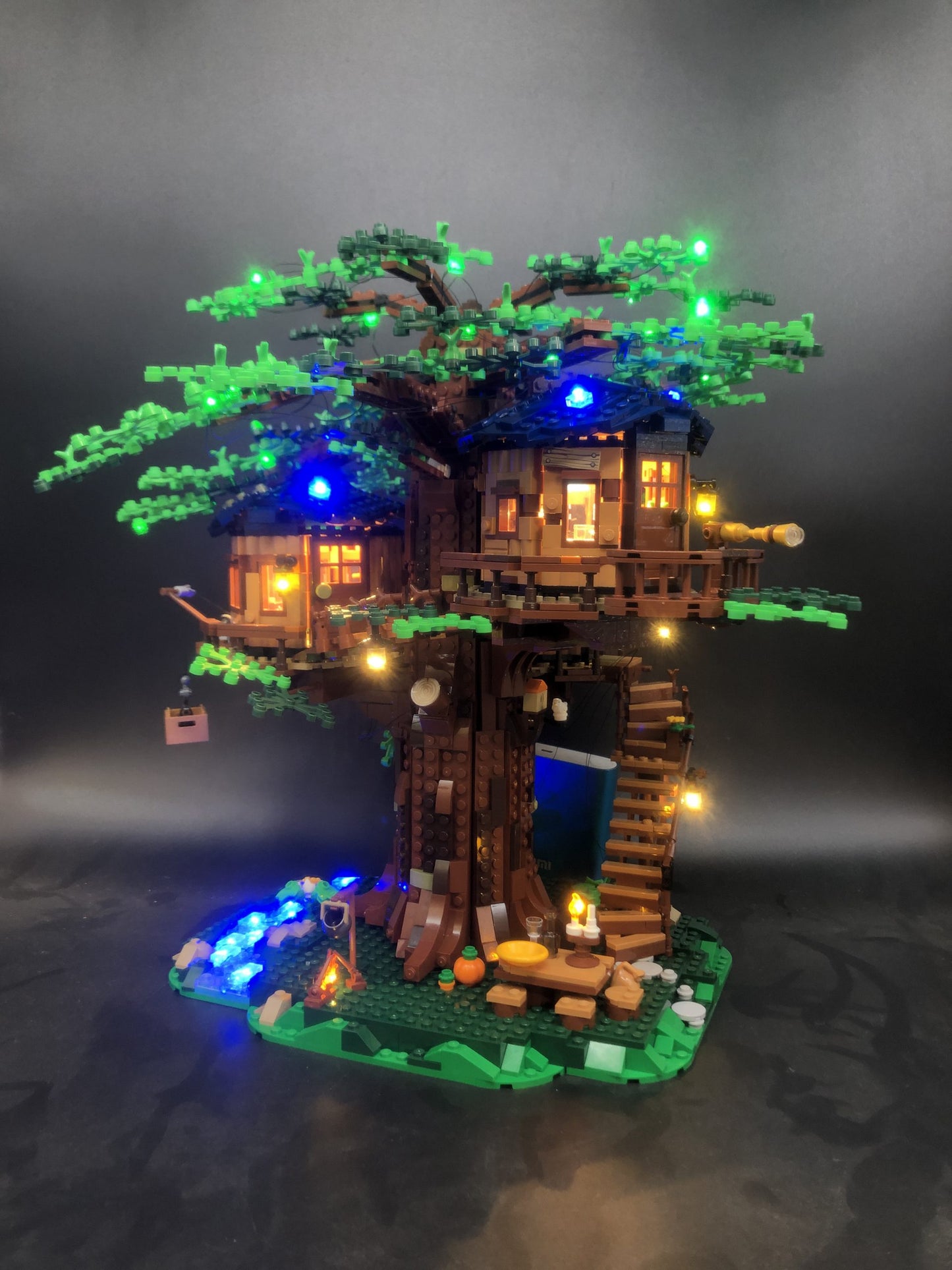 LEGO Light Kit. Tree House. 21318