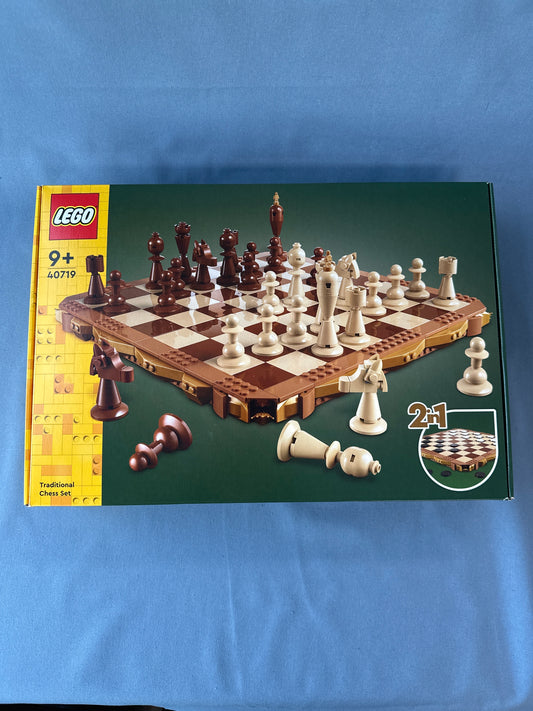 LEGO. Traditional Chess Set. 40719