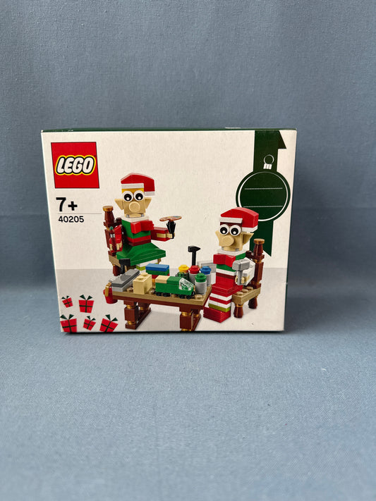 LEGO Exclusive. Little Elf Helpers. 40205