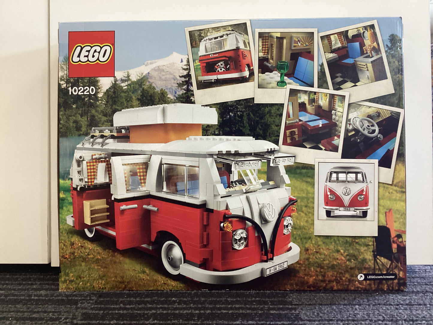 LEGO Creator. Volkswagen T1 Camper Van. 10220