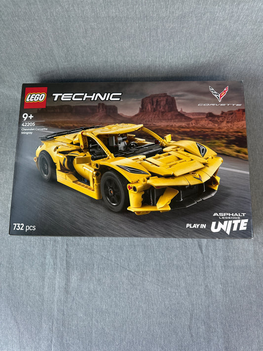LEGO Technic. Chevrolet Corvette Stingray. 42205