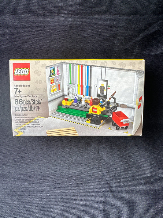 LEGO. Minifig factory. 5005358. New
