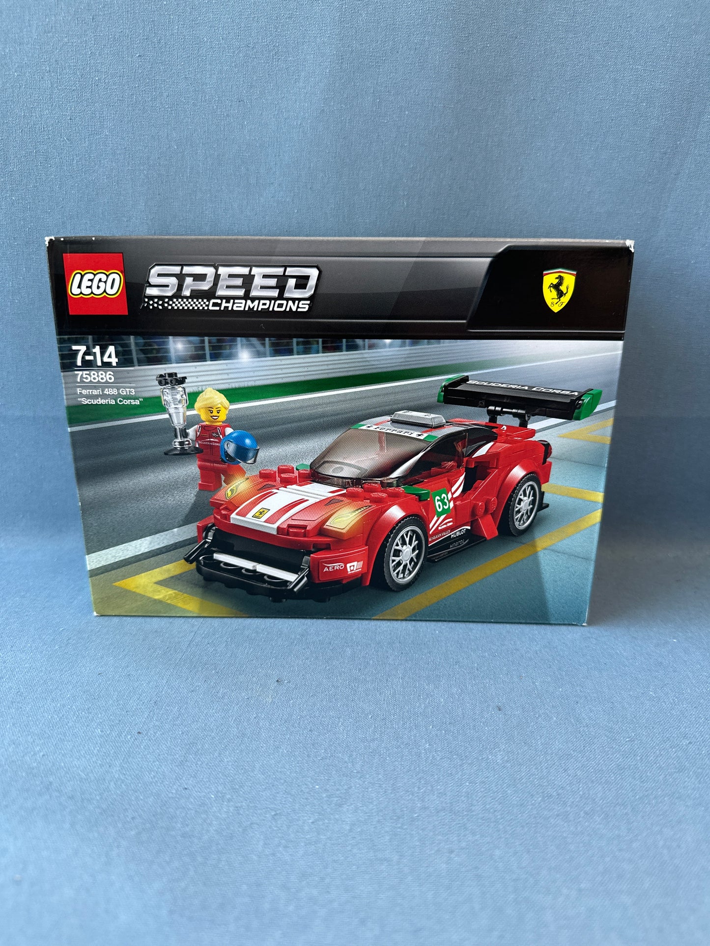 LEGO Speed Champions. Ferrari 488 GT3 “Scuderia Corsa”. 75886