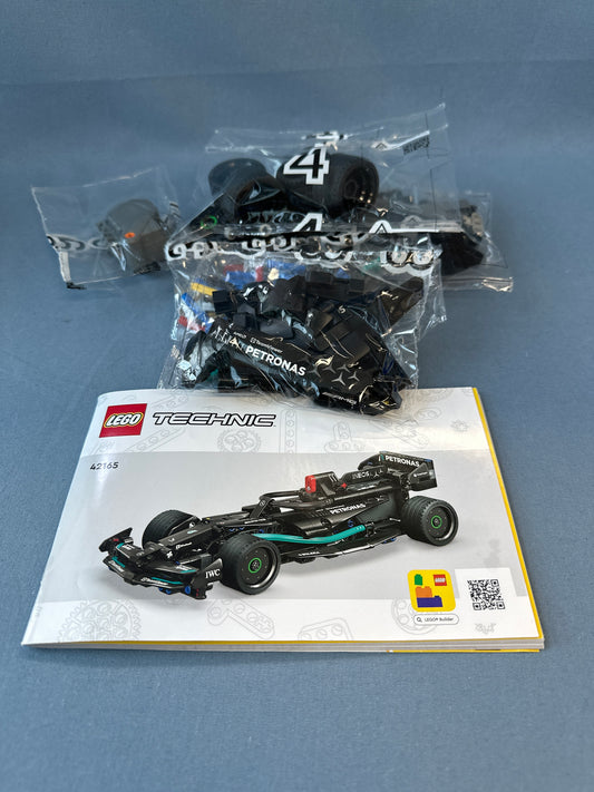 LEGO Technic. Mercedes AMG F1 pullback. 42165 (used)