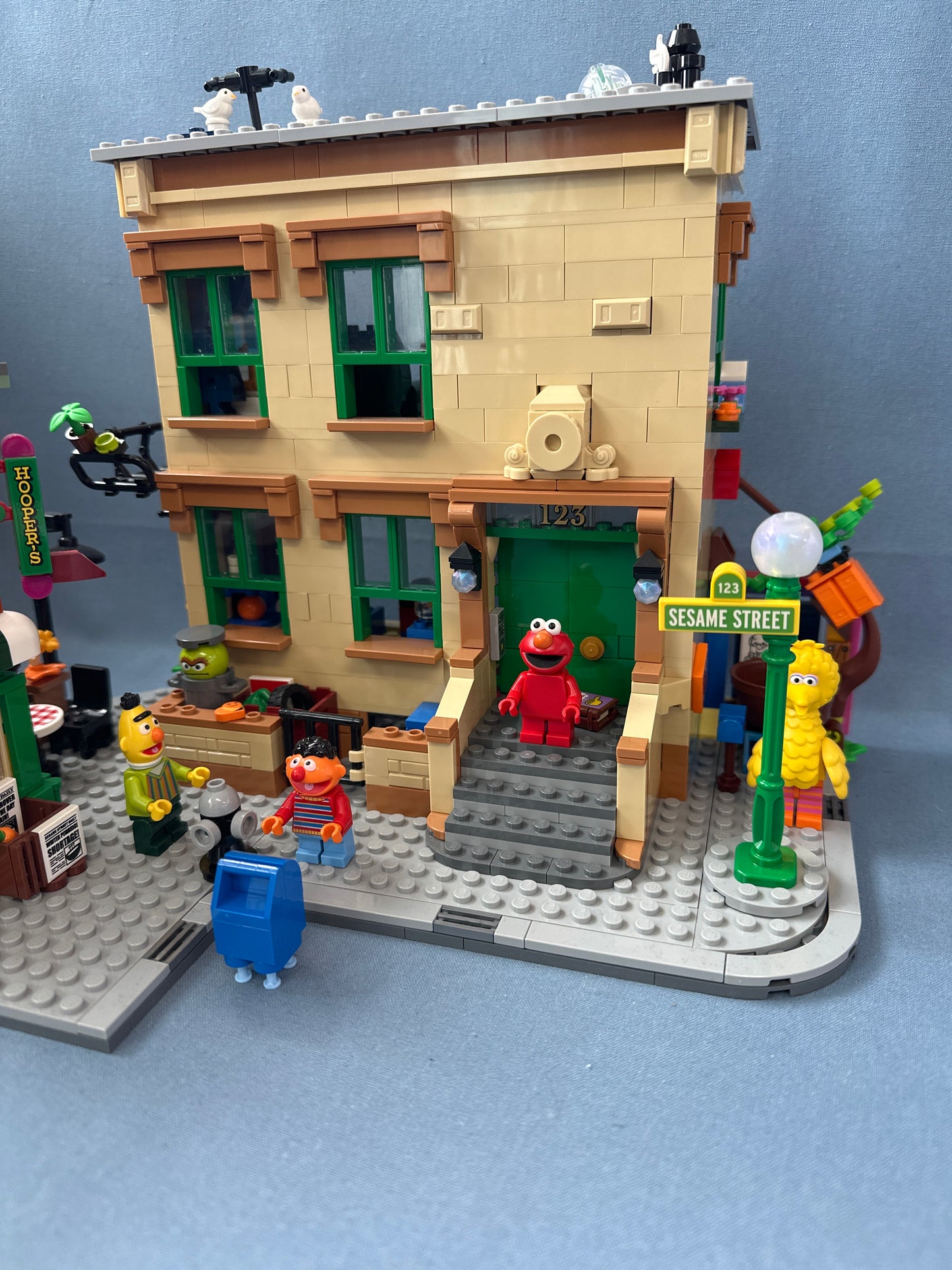 LEGO. Ideas. Sesame Street. 21324. (Used)