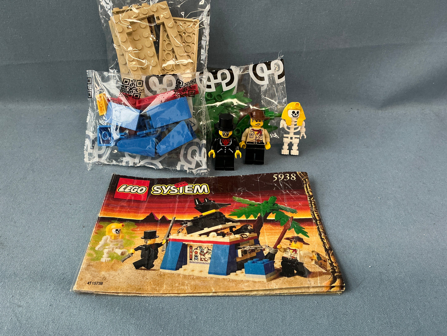 LEGO Adventurers. Oasis Ambush. 5938. (used)