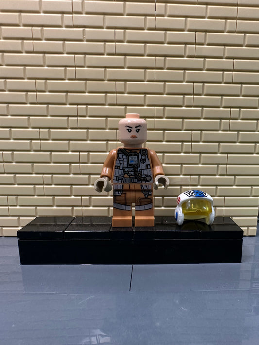 LEGO Star Wars minifigure. Resistance Gunner Paige. sw0864