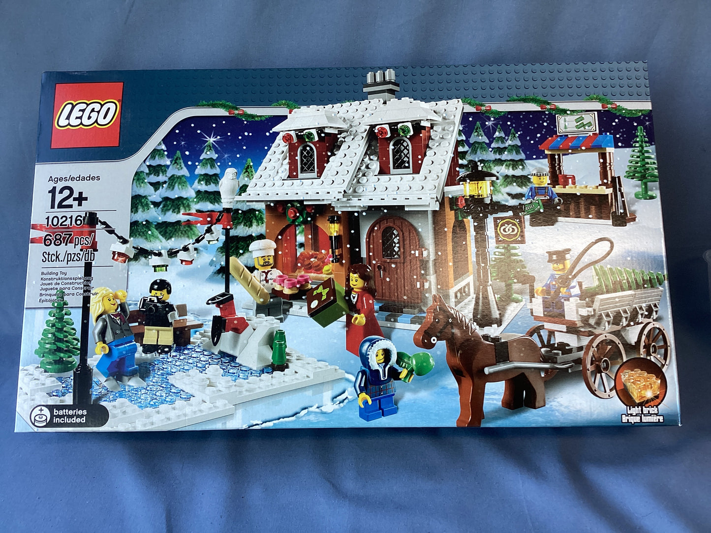 LEGO The Winter Collection. Winter Village Bakery. 10216.