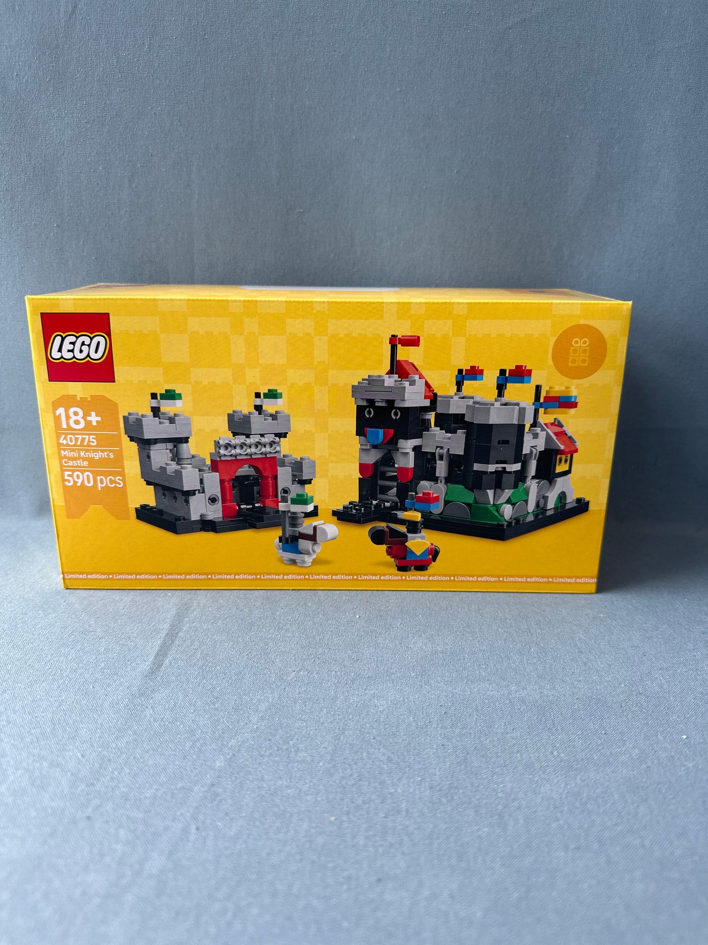 LEGO Exclusive. Mini Knight’s Castle. 40775
