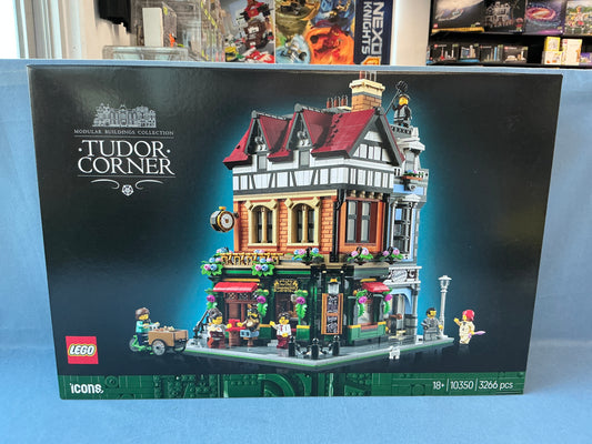 LEGO Icons. Tudor Corner. 10350. Used