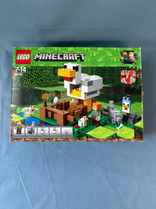 LEGO Minecraft. The Chicken Coop. 21140. (Used)