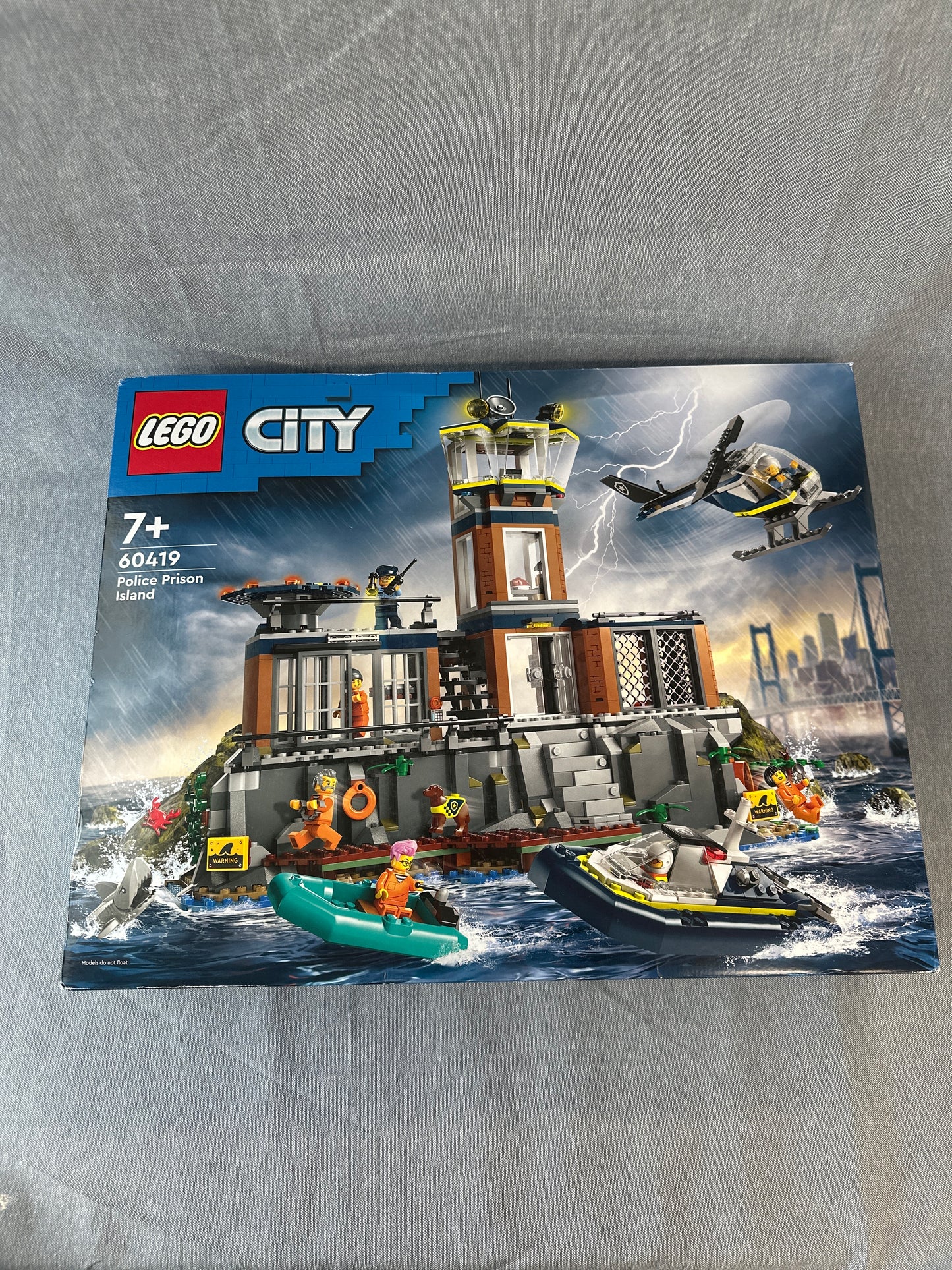 LEGO City. Police Prison Island. 60419. (Damaged box)