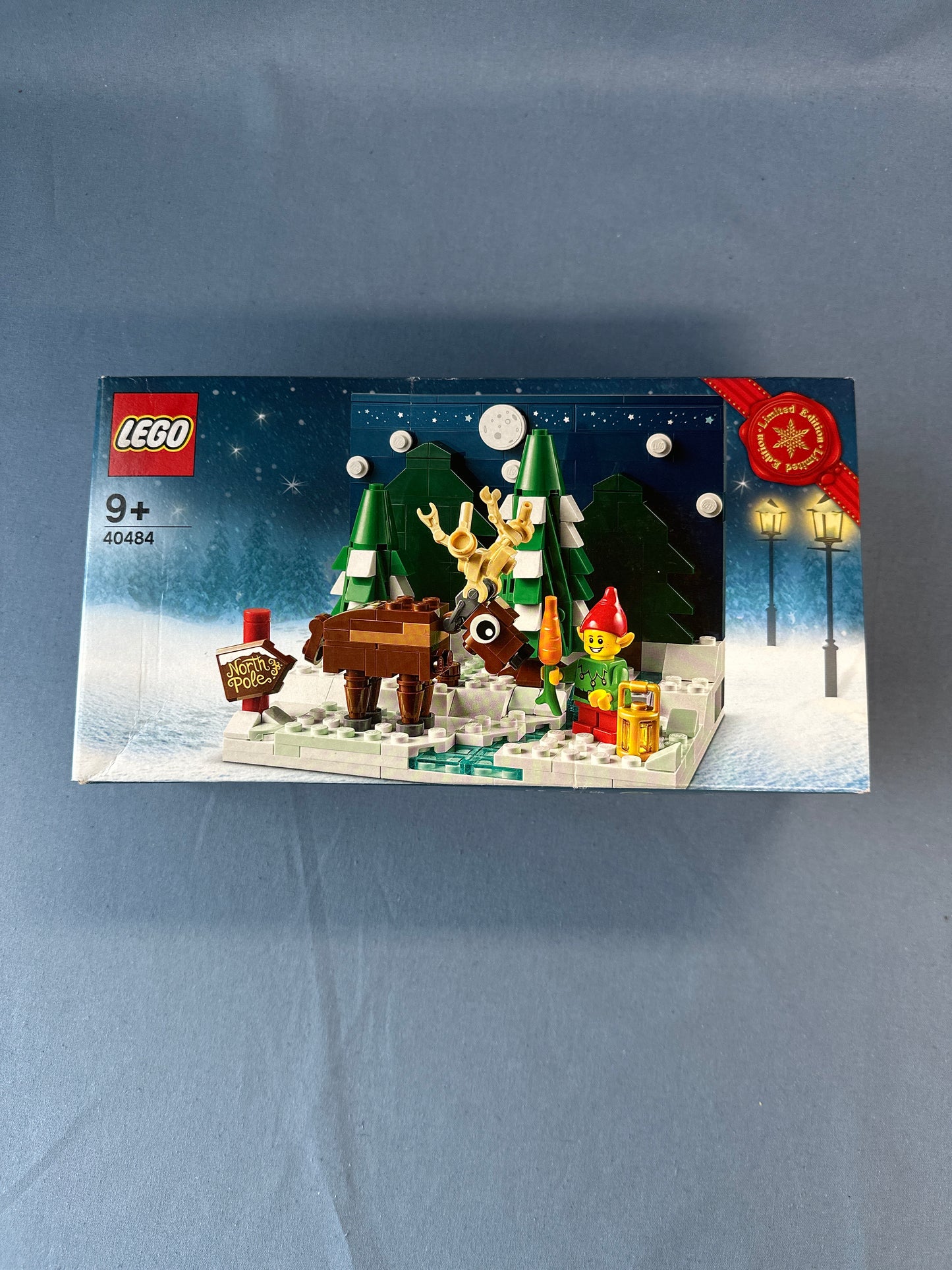 Lego. Santa’s Front Yard. 40484