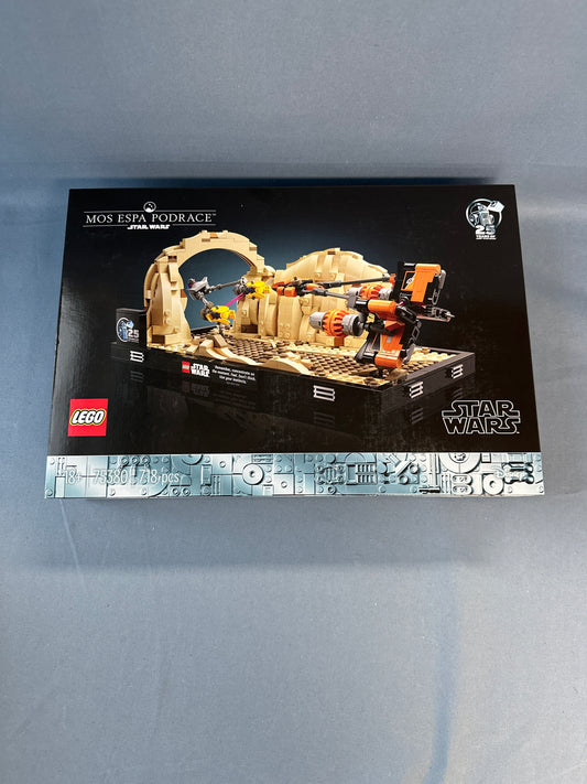 Lego Star Wars. Mos Espa Podrace. 75380