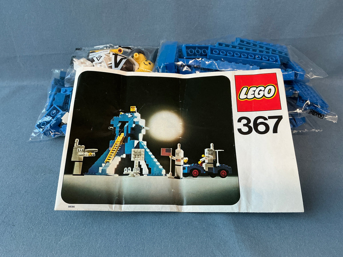 LEGO Space. Moon Landing. 367. Used