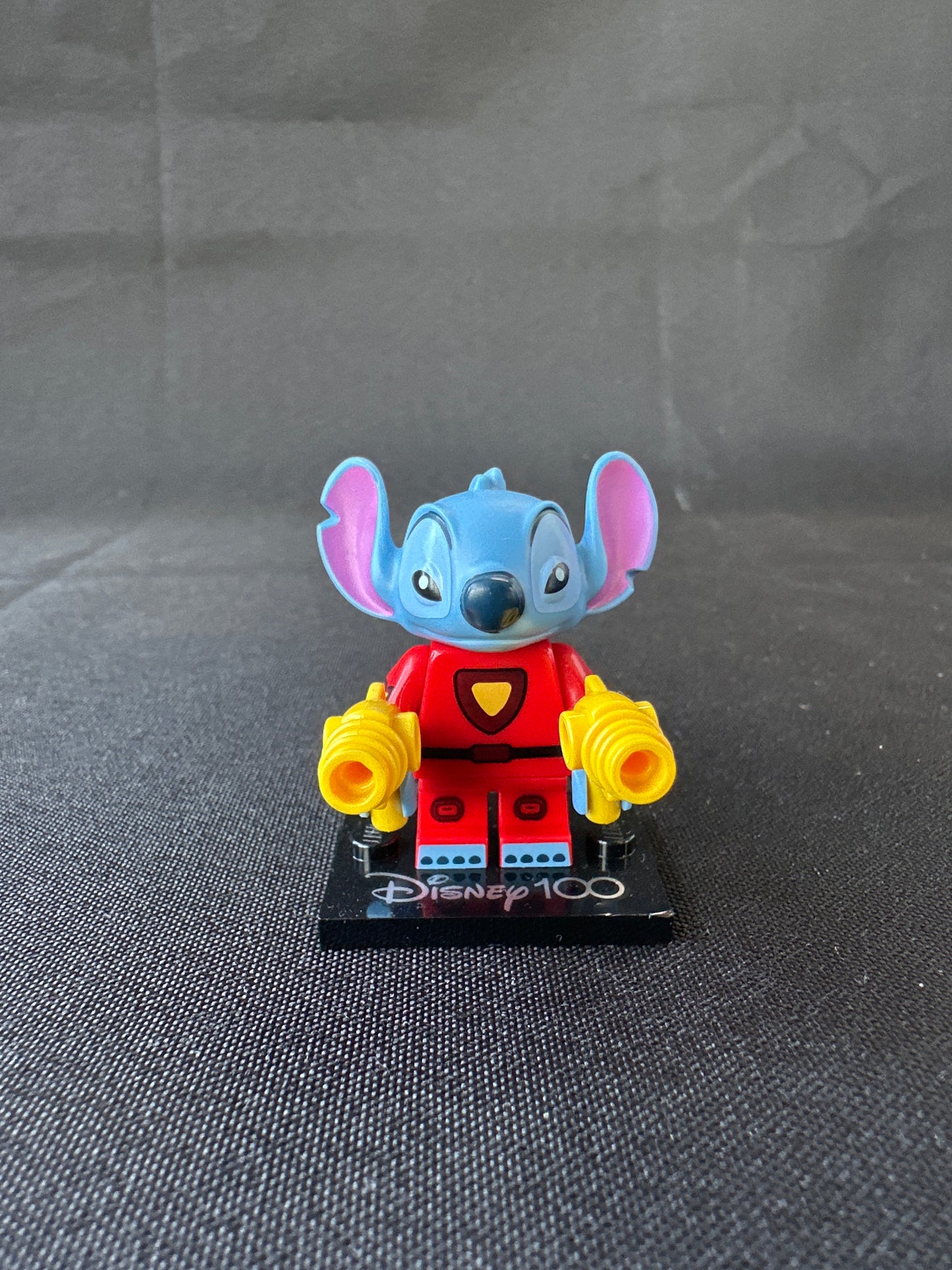 LEGO Collectable Minifigure. Disney Stitch. dis107
