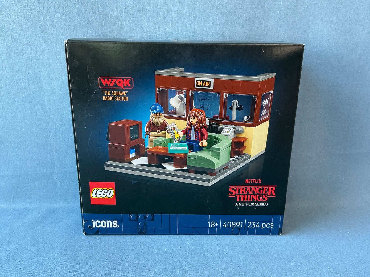 LEGO Stranger Things. WSQK Radio Station. 40891. Used