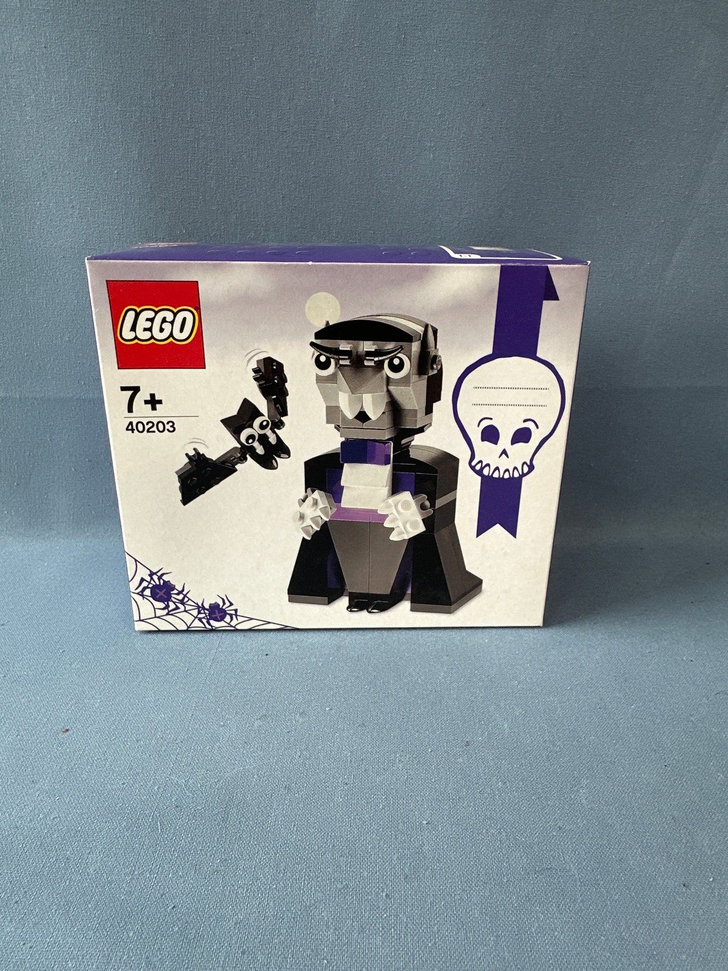 LEGO Exclusive. Vampire and Bat. 40203