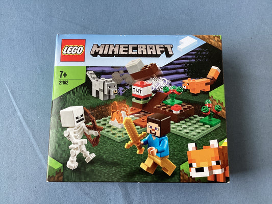 LEGO Minecraft. The Taiga Adventure. 21162