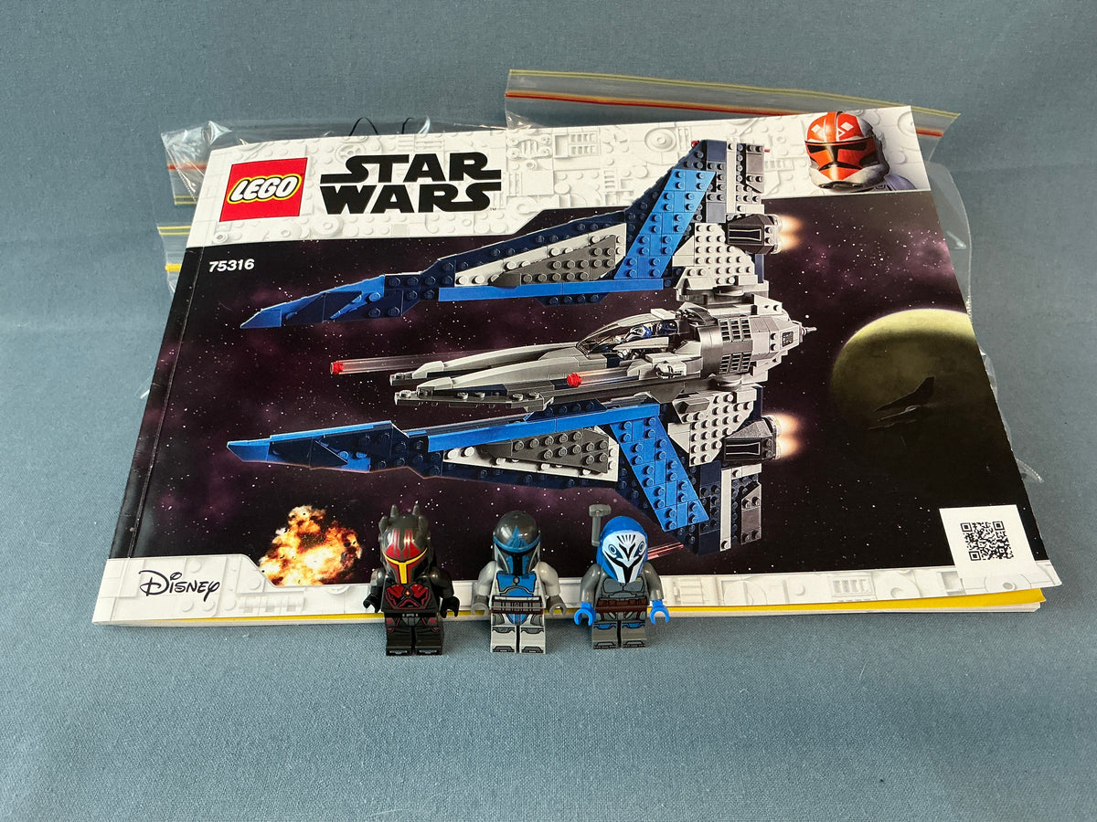 LEGO Star Wars. Mandalorian Starfighter. 75316. Used