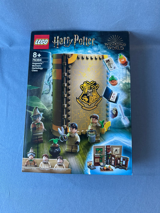 LEGO Harry Potter. Hogwarts Moment: Herbology Class. 76384