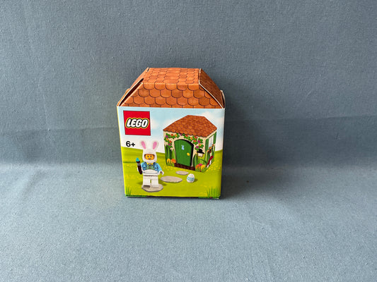LEGO Minifigure. Iconic Easter. Easter Bunny Guy. 5005249