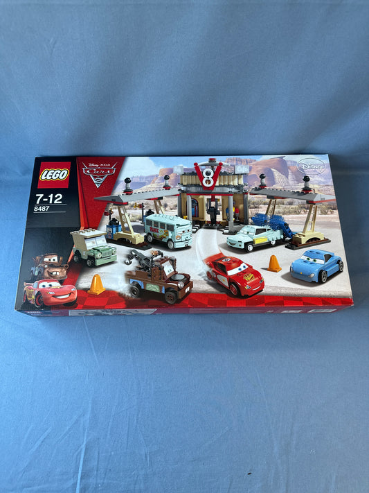 LEGO Cars. Flo’s V8 Cafe. 8487