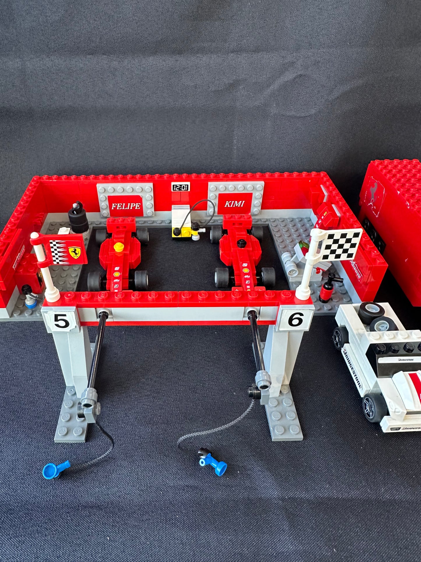 LEGO Racers. Ferrari F1 Pit. 8155. Used