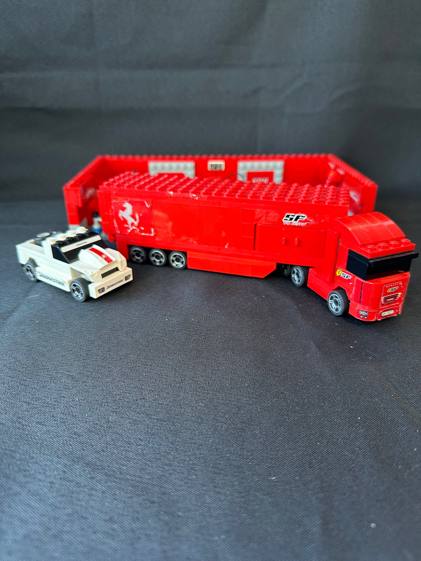 LEGO Racers. Ferrari F1 Pit. 8155. Used