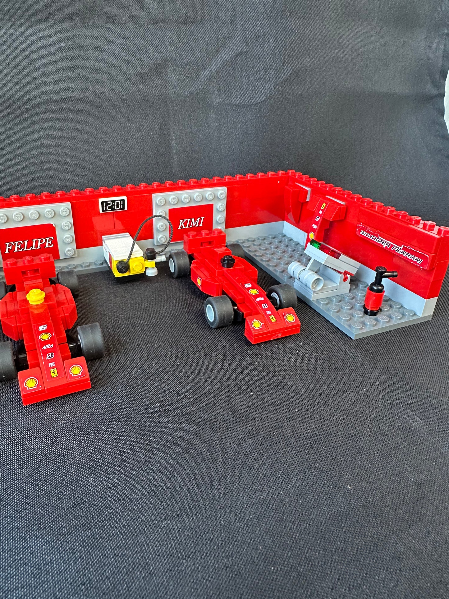 LEGO Racers. Ferrari F1 Pit. 8155. Used
