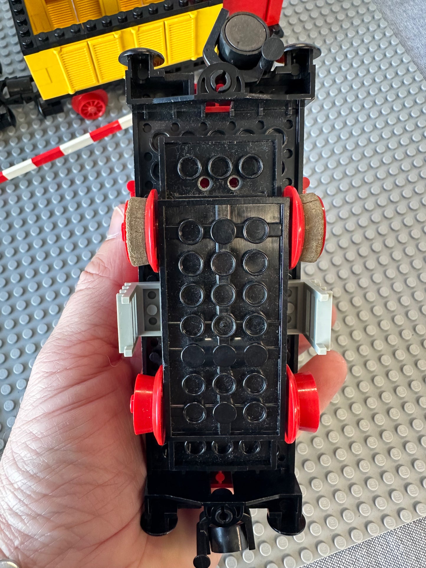 LEGO Train. 4.5v. Diesel Freight Train. (Battery). 7720. Used