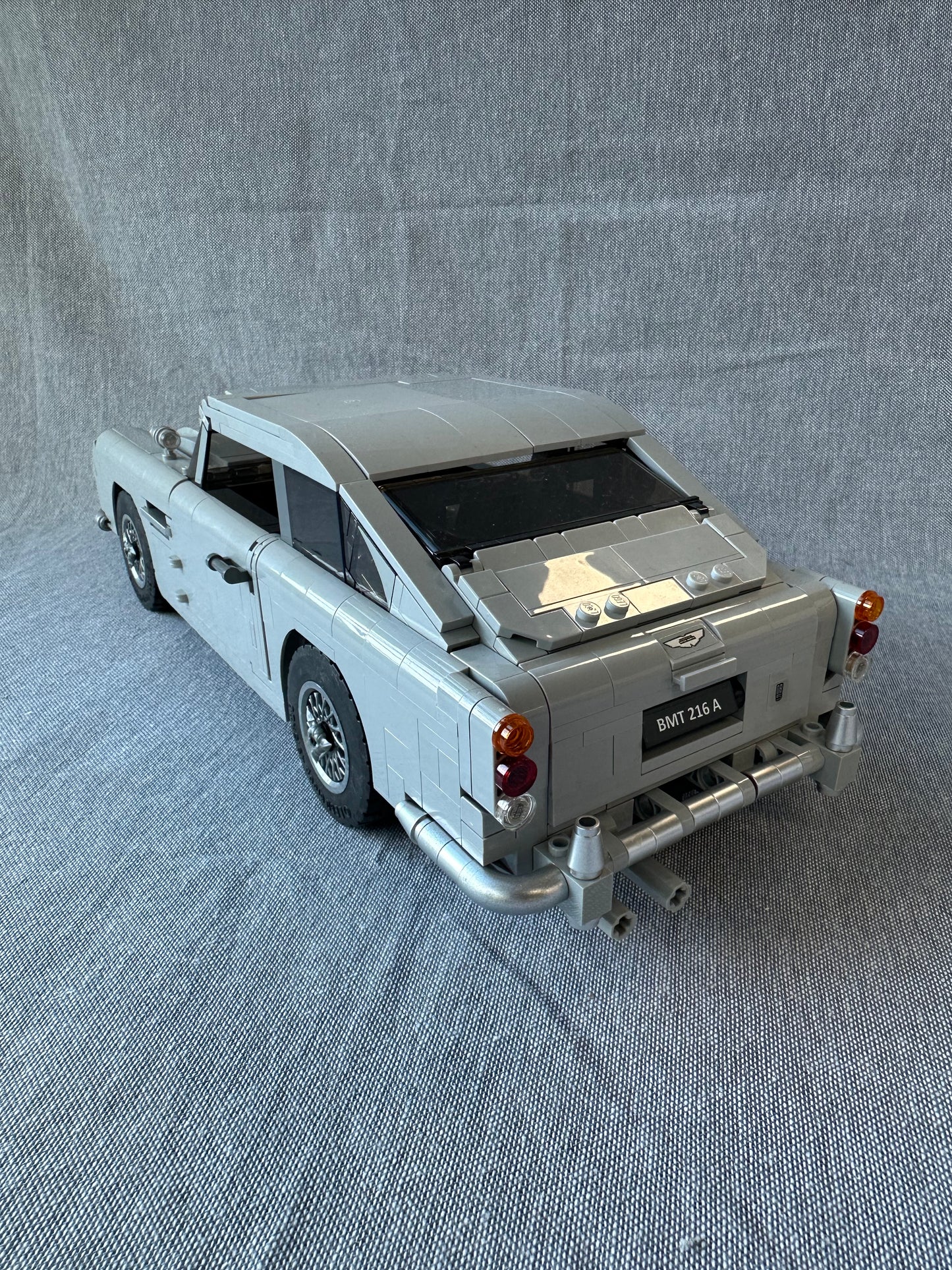 LEGO Creator expert. James Bond Aston Martin DB5. 10262. Used